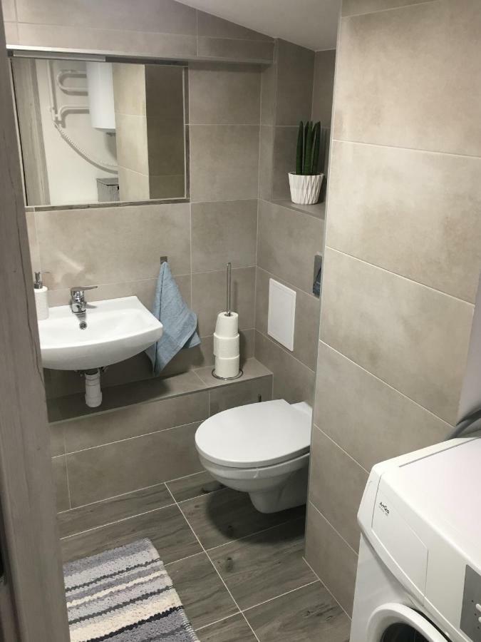 Apartament Bankowa Jelenia Gora Bagian luar foto