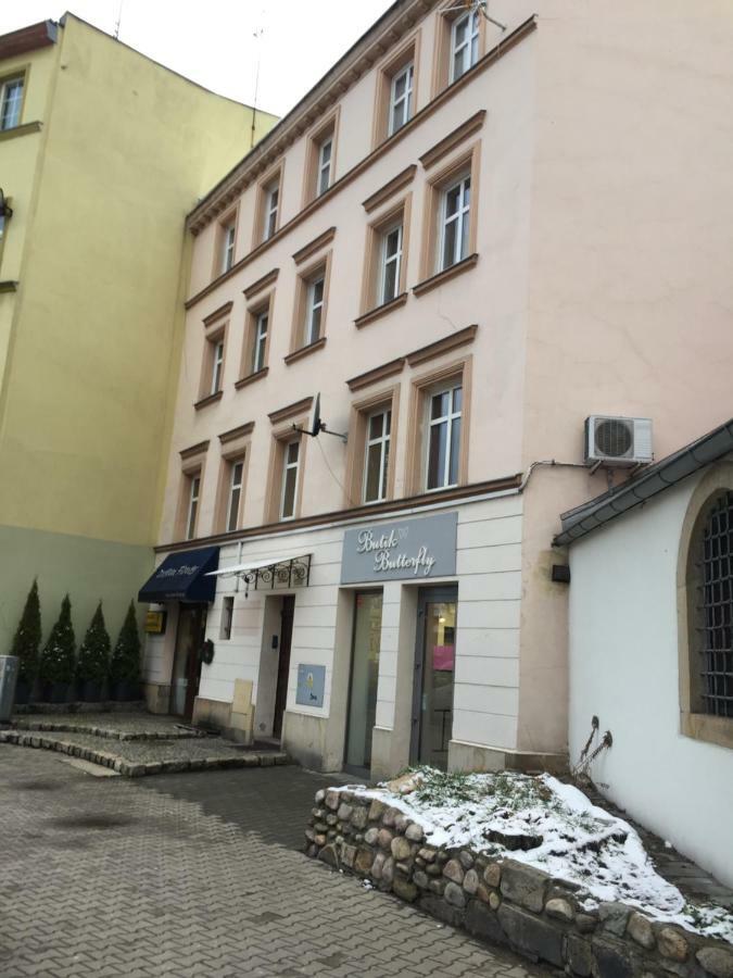 Apartament Bankowa Jelenia Gora Bagian luar foto